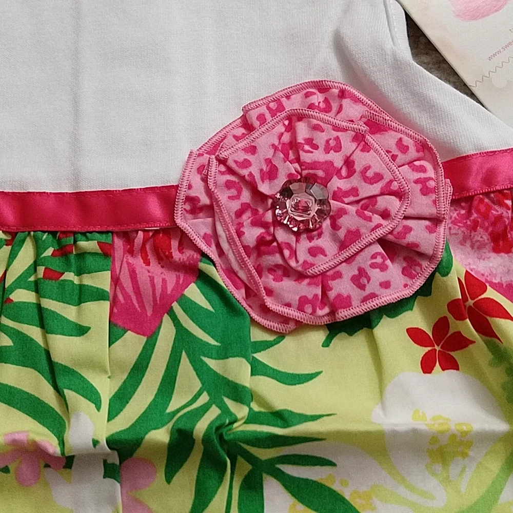 3/$33 NWT Beautiful Sweet Heart Rose Romper One Piece Size 24M